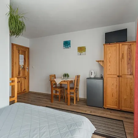 Kurpielowka 홈스테이 초르쉬틴