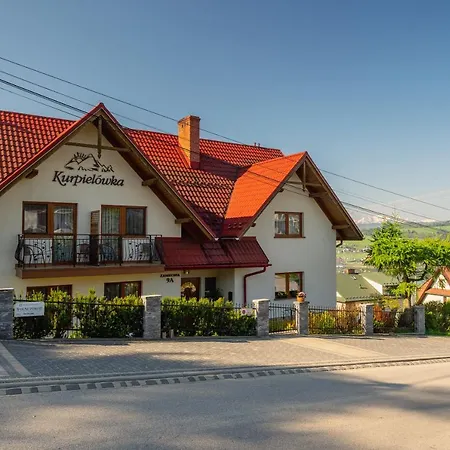 홈스테이 Kurpielowka 초르쉬틴